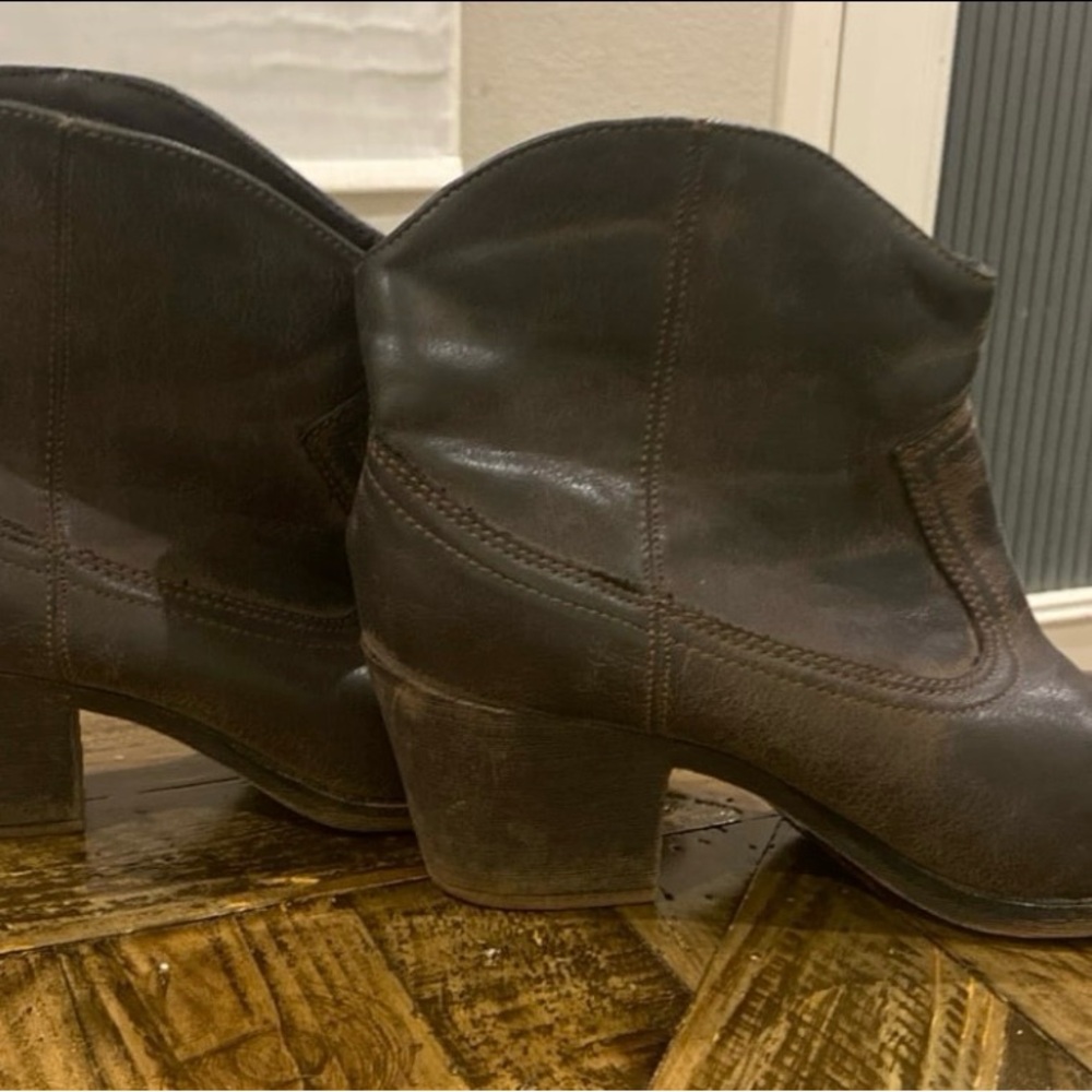 Rocket dog ankle boots